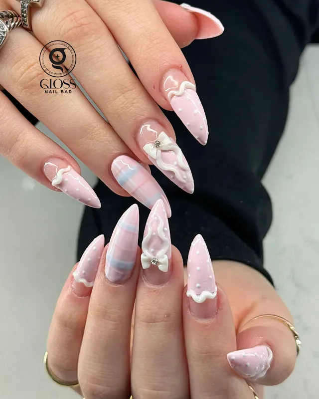 Gloss Nail Bar — Nail salon in Rockford